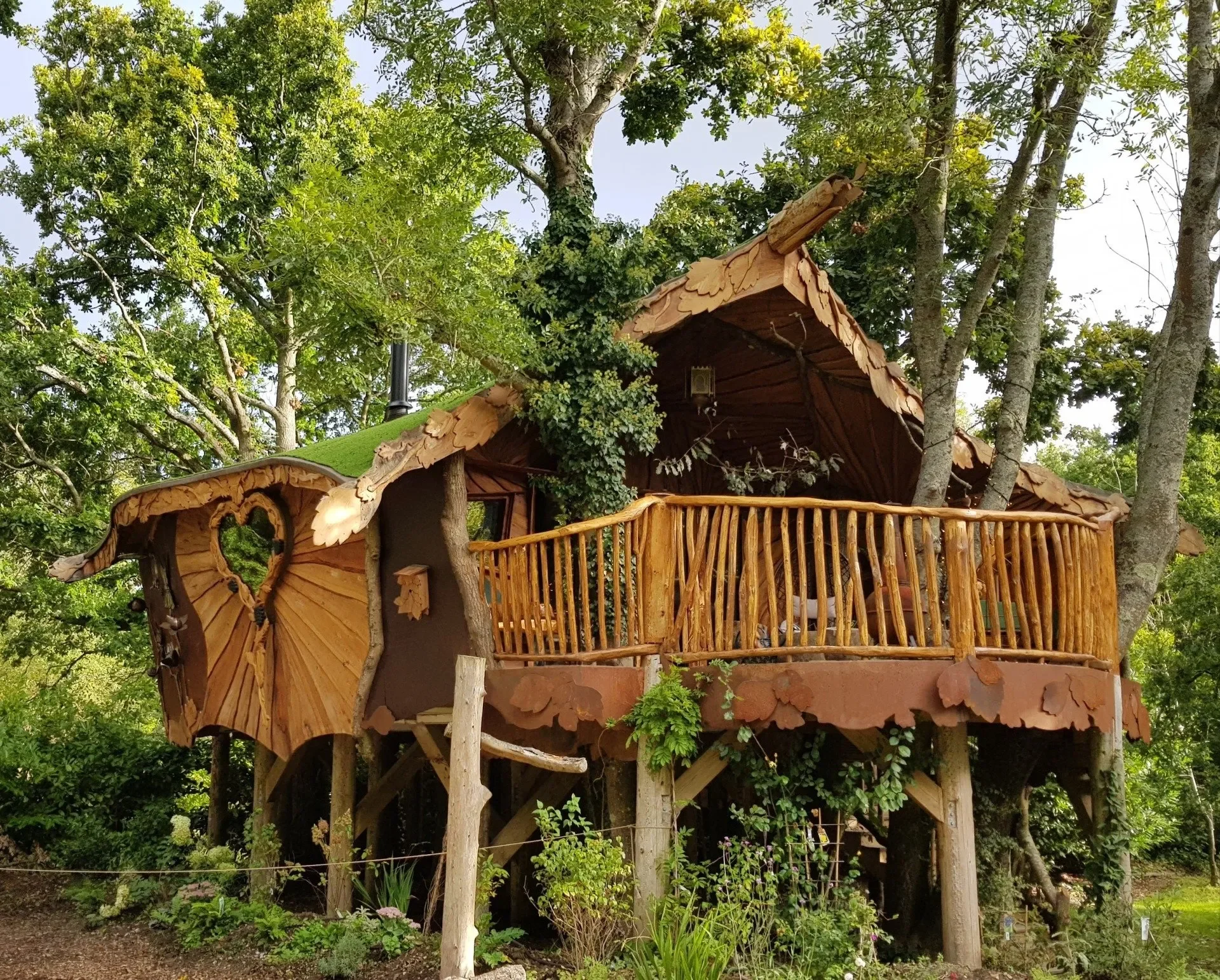 Piggledy Treehouse